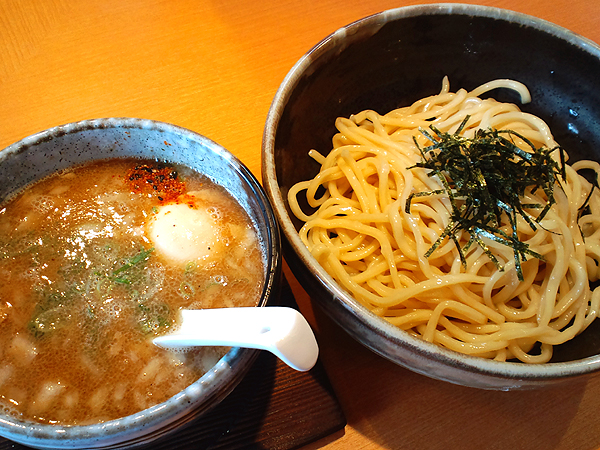 ���ˁ{���t�����n�ʎq