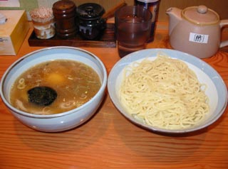 ����`���[�V���[