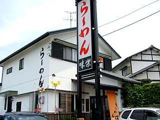 ���y�O��