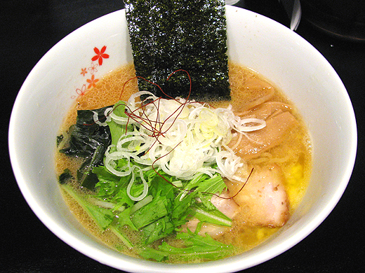 ���C�V���[����